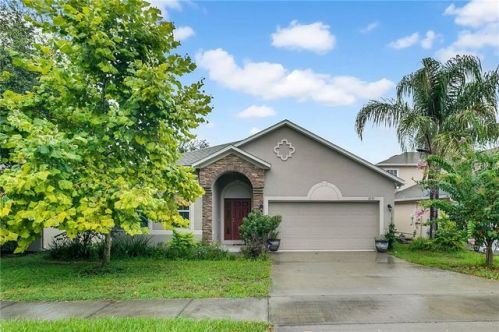 2233 Martins Run, Tavares, FL 32778-5179