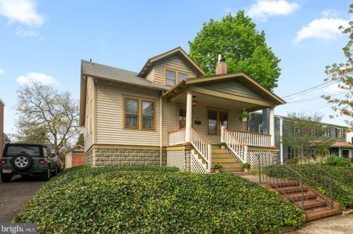 15 Summit Ave, Tavistock, NJ 08033-3315