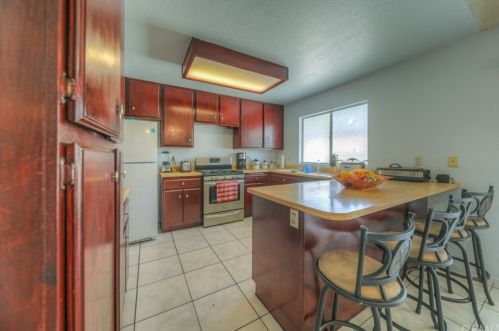 725 Dallas Ave, San Bernardino CA  92410-1127 exterior