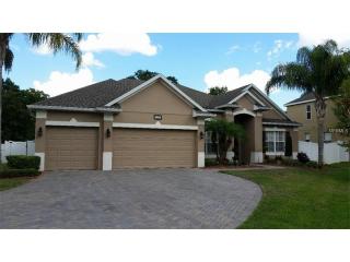 113 Blue Water Edge Dr, Eustis, FL 32736-2250