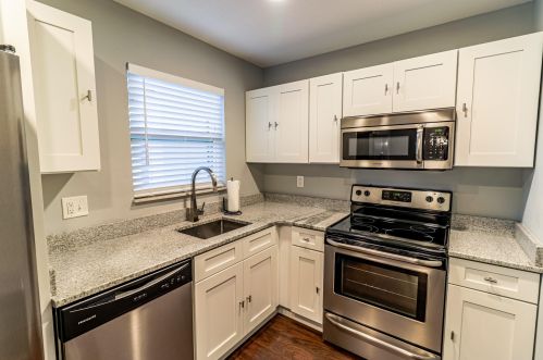 453 Lake Frances Dr, West Palm Beach, FL 33411-2336