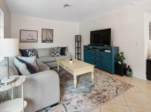 46 Thorncrest Ln, Naples FL  34113-8335 exterior