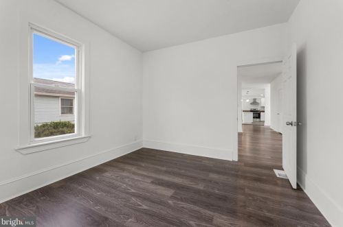 252 Greenwich Ave, West Deptford NJ  08066-2229 exterior