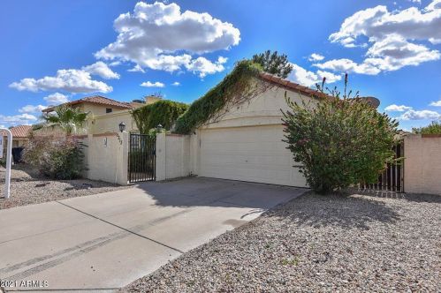 5313 Cochise Dr, Glendale, AZ 85302-1530