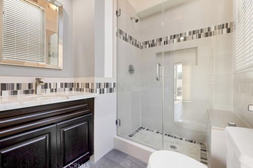 2340 Robinhood Pl, Orange CA  92867-1851 exterior