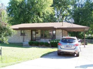 3304 Clarinet Dr, Louisville, KY 40216-3121