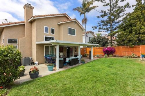 2268 Eastbrook Rd, Vista, CA 92081-8325