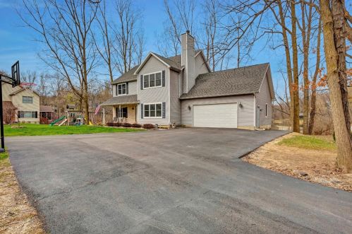 4300 Claussen Ct, Valpo, IN 46383-1537