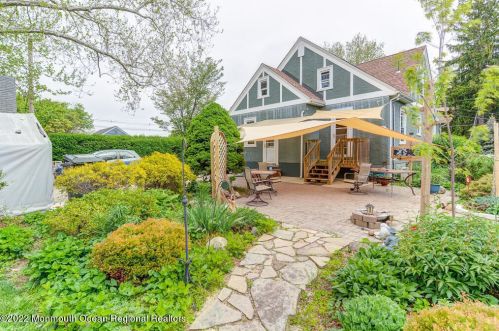 19 Moreau Ave, East Freehold, NJ 07728-2611