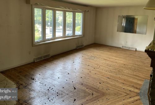 1215 Stratford Ave, Melrose Park PA  19027-3029 exterior