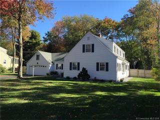 24 Windward Ln, Madison, CT 06443-3032
