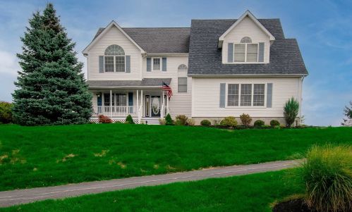 151 Roosevelt Dr, Poughquag, NY 12570-5233