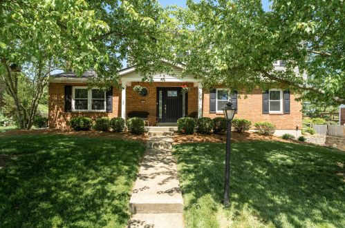 3092 Treetop Ln, Covington, KY 41017-3265