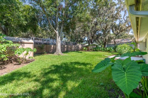 2965 Lantern Dr, Daytona Beach FL  32119-8510 exterior