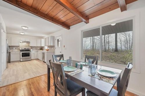 37 Emperor Ln, Montgomery NY  12549-1919 exterior