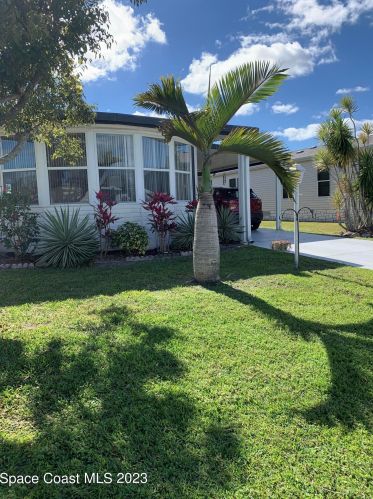 807 Silverthorn Ct, Sebastian, FL 32976-7691