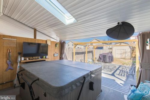 633 Division St, Gloucester NJ  08030-2335 exterior