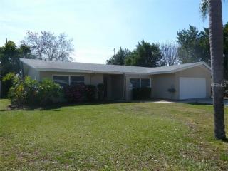 13992 Jamaica Dr, Largo, FL 33776-1336