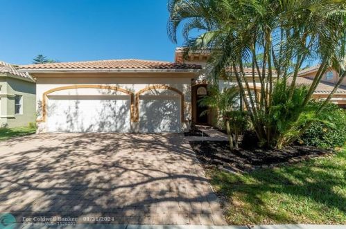 6643 Aliso Ave, West Palm Beach, FL 33413-1035