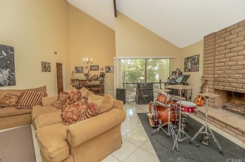 43757 Secure Pl, Lancaster, CA 93536-5861