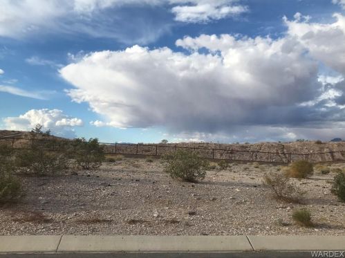 3119 Sidewheel Dr, Bullhead City, AZ