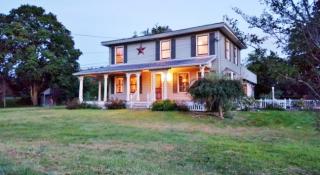 95 School House Dr, Troy, PA 16947-8812