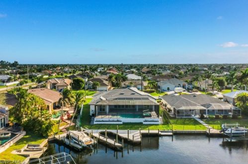 4804 24th Pl, Cape Coral, FL 33914-6729