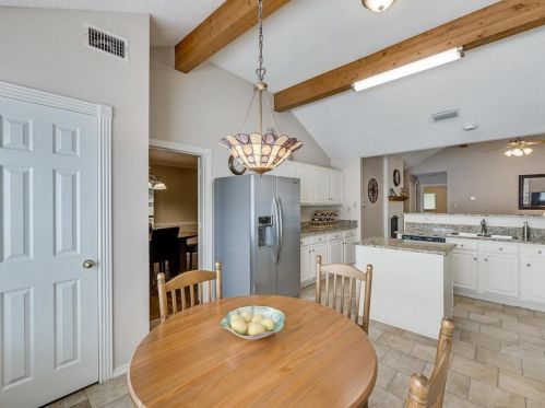 1412 Baker Dr, Cedar Hill TX 75104-1342 exterior