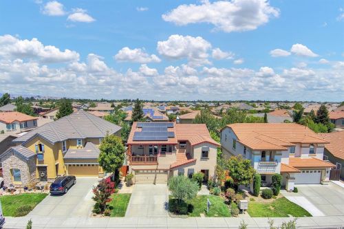 536 Canterbury Cir, Vacaville, CA 95687-8222