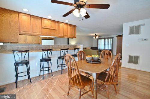 23 Bobby Ln, Edinburg VA  22824-2552 exterior