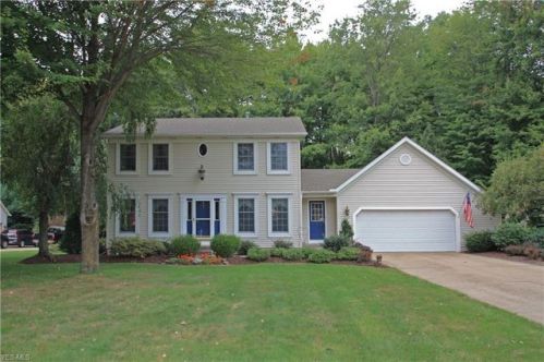 503 Sassafras Dr, Vermilion, OH 44089-9617