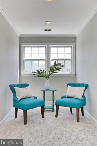 14286 Chalfont Dr, Haymarket VA  20169-2632 exterior