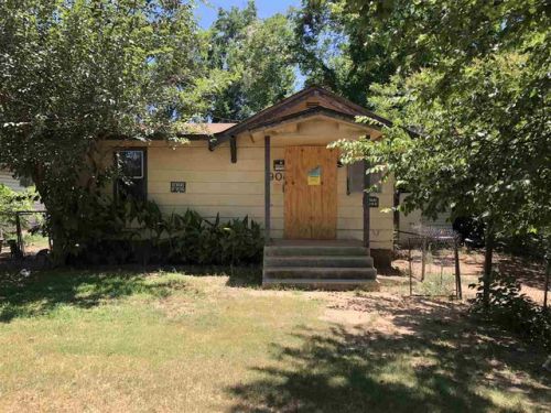 908 7th Ave, Ardmore, OK 73401-7433