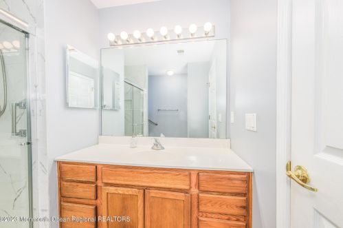 21 Pine Hollow Ln, Lakewood NJ  08701-5714 exterior