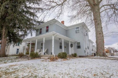 100 Jersey St, Johnstown, OH 43031-1213
