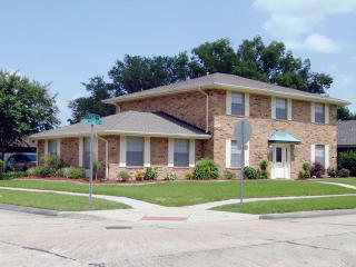 4001 Hillcrest Dr, Marrero, LA 70072-6225