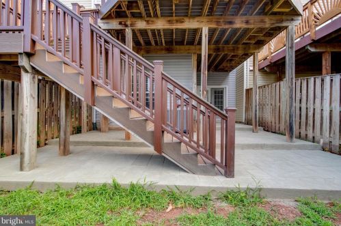 15017 Danube Way, Haymarket VA  20169-3321 exterior