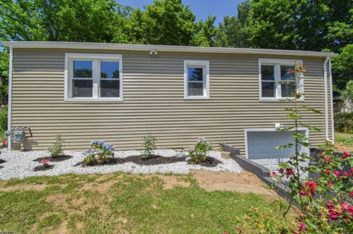 25 Jefferson Ave, Dover NJ  07801-5503 exterior