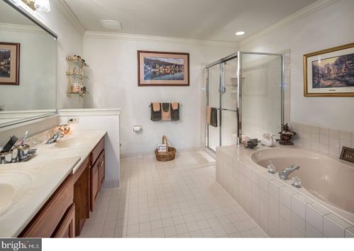 664 Greycliffe Ln, Prospectville PA  19002-1951 exterior