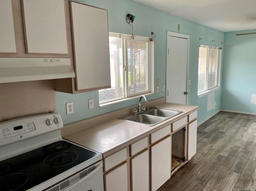 91-1799 Kupeleko Pl, Ewa Beach, HI 96706