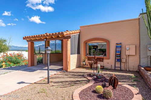 1433 Camino Calderon, Green Valley, AZ 85622-8207