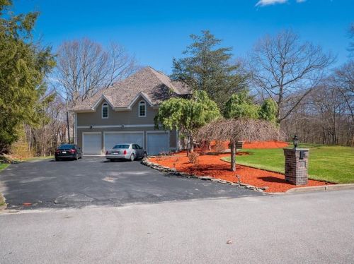 5 Pheasant Dr, Warwick RI  02818-1349 exterior