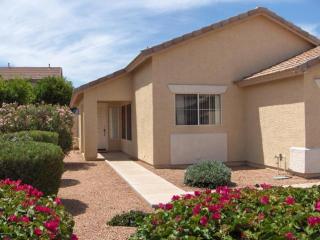 757 Cantebria Dr, Gilbert, AZ 85296-3543
