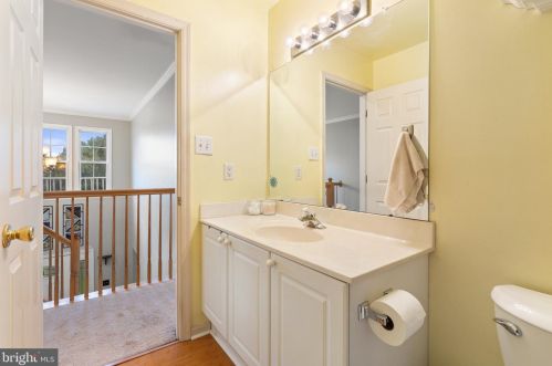 578 Crosswinds Dr, Charles Town WV  25414-3917 exterior