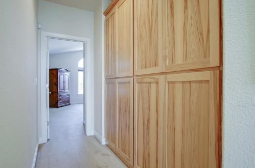 5890 Yuste Ln, Hollister CA  95023-9538 exterior