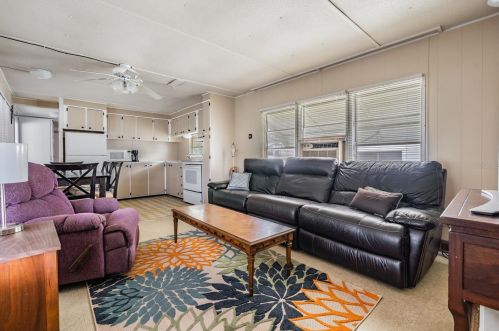 1838 Sparkle Ln, Tarpon Springs, FL 34690-4413