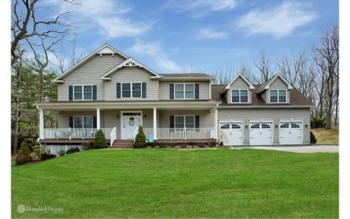 34 Brookfield Rd, Northport, NY 11768-1407