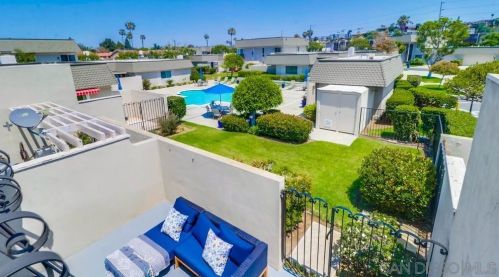 3104 Orleans, San Diego CA  92110-5947 exterior