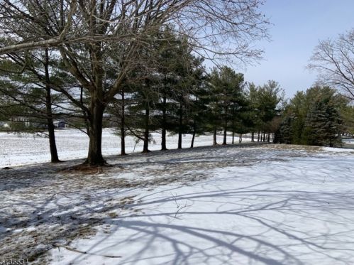 2 Cider Ml Rd, Flemington NJ  08822-1960 exterior