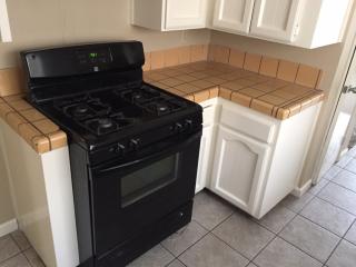 2211 Edison St, Visalia CA  93292-2296 exterior